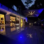 Chaya Lodge